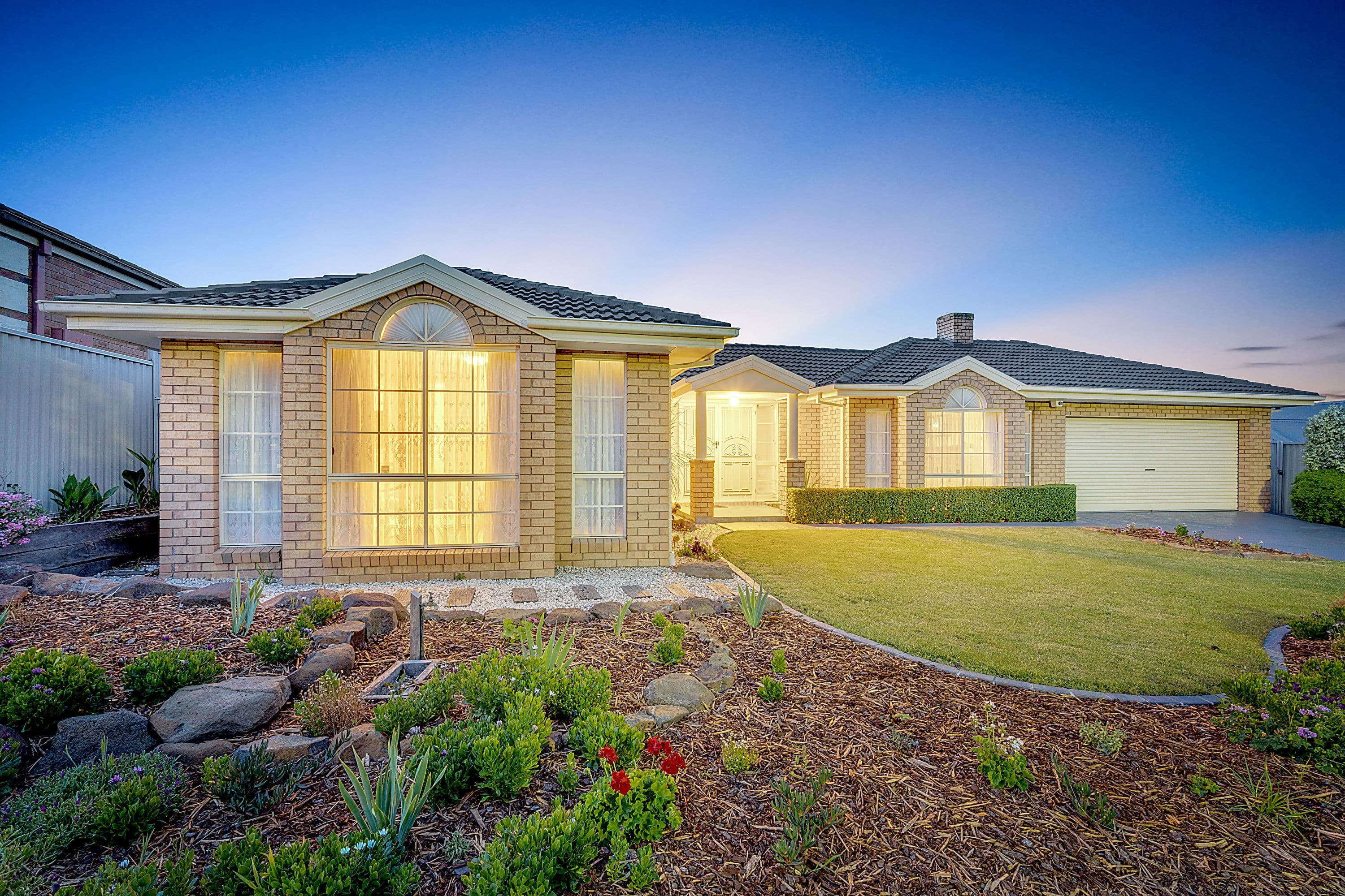 3 Willow Way, Craigieburn VIC 3064, Craigieburn - Thumbnail 2