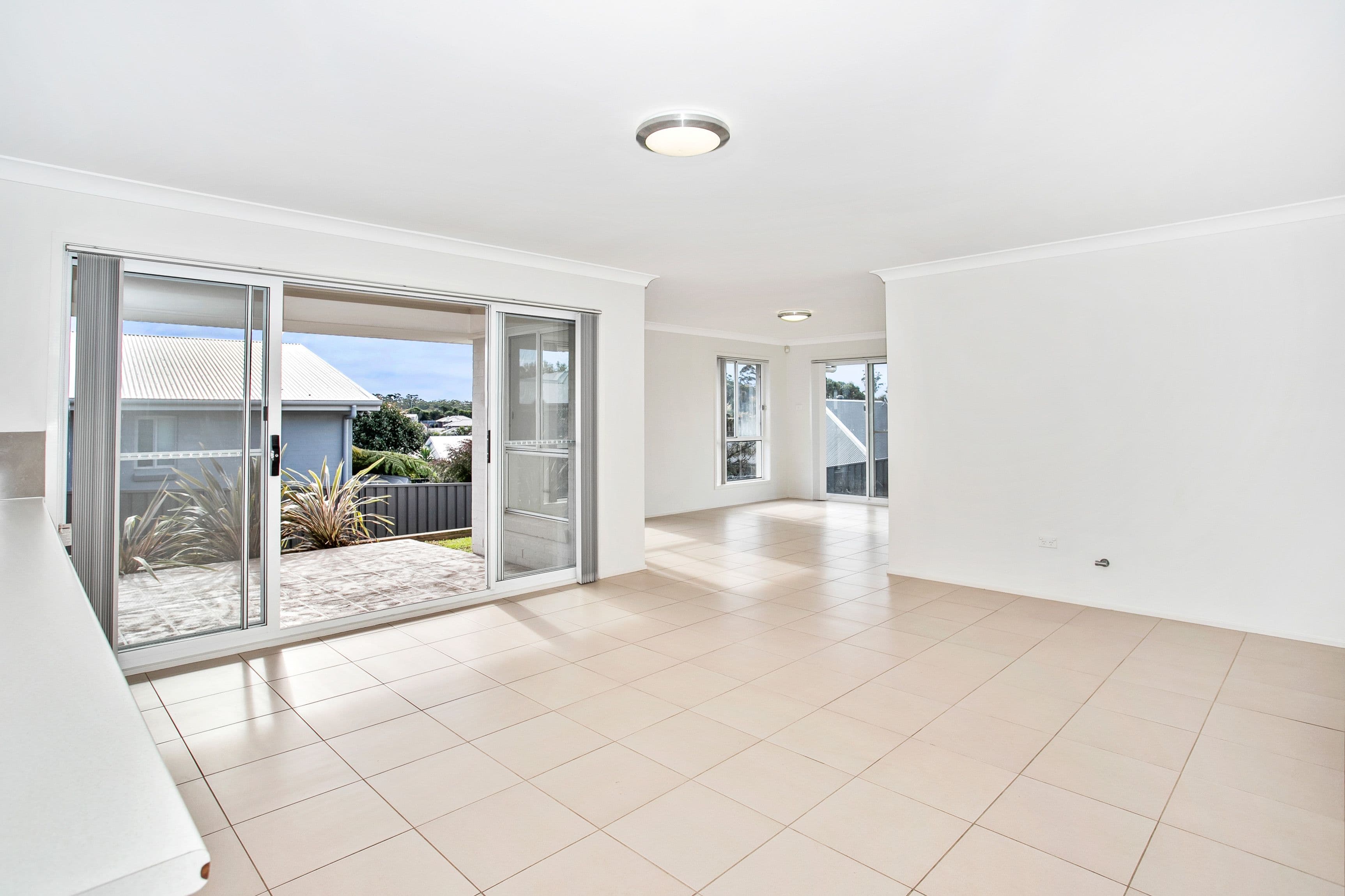 11 Laurel Avenue, Ulladulla NSW 2539, Ulladulla - Thumbnail 3