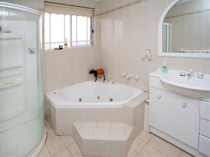 40 Oakhill Drive, CASTLE HILL NSW 2154, Castle Hill - Thumbnail 6