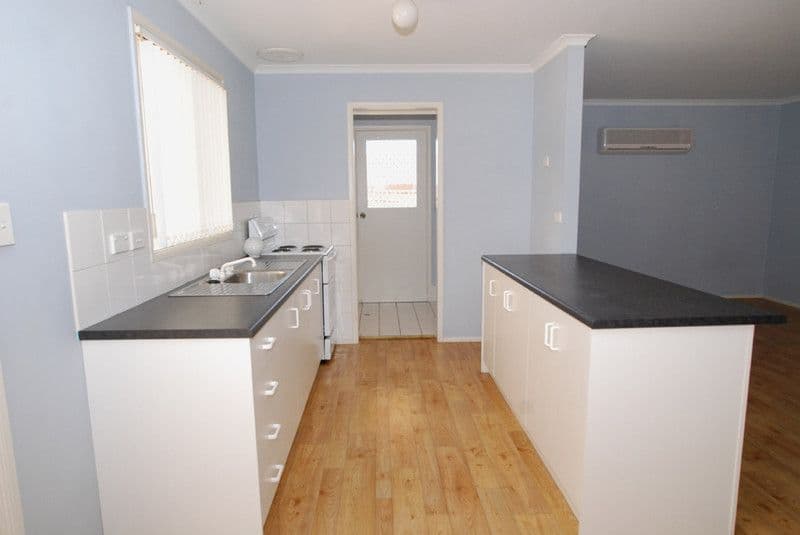 29 Butterworth Road, ALDINGA BEACH SA 5173, Aldinga Beach - Thumbnail 4