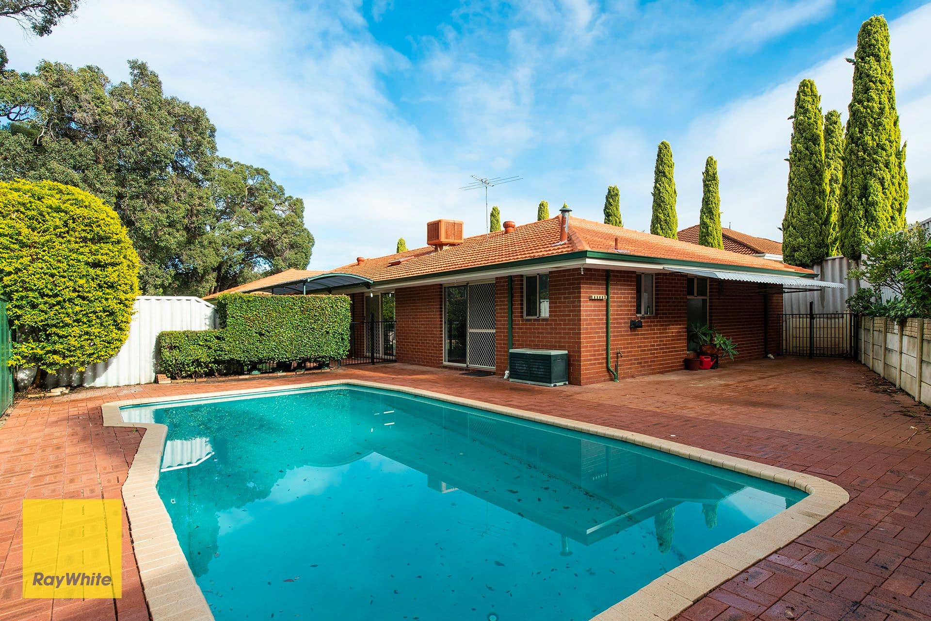 12 Preece Court, Forrestfield WA 6058, Forrestfield - Thumbnail 2