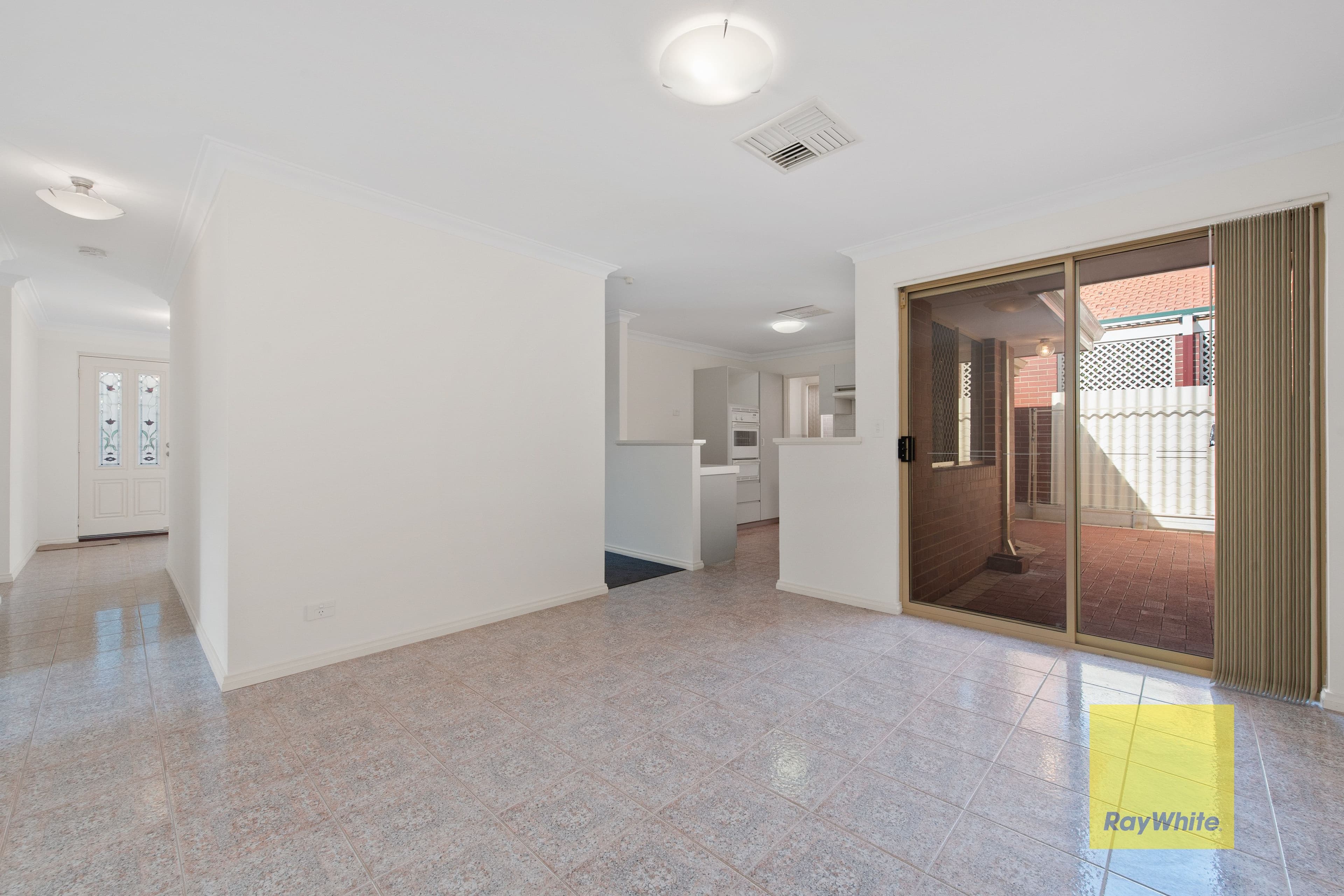 90 Lawley Street, Tuart Hill WA 6060, Tuart Hill - Thumbnail 5