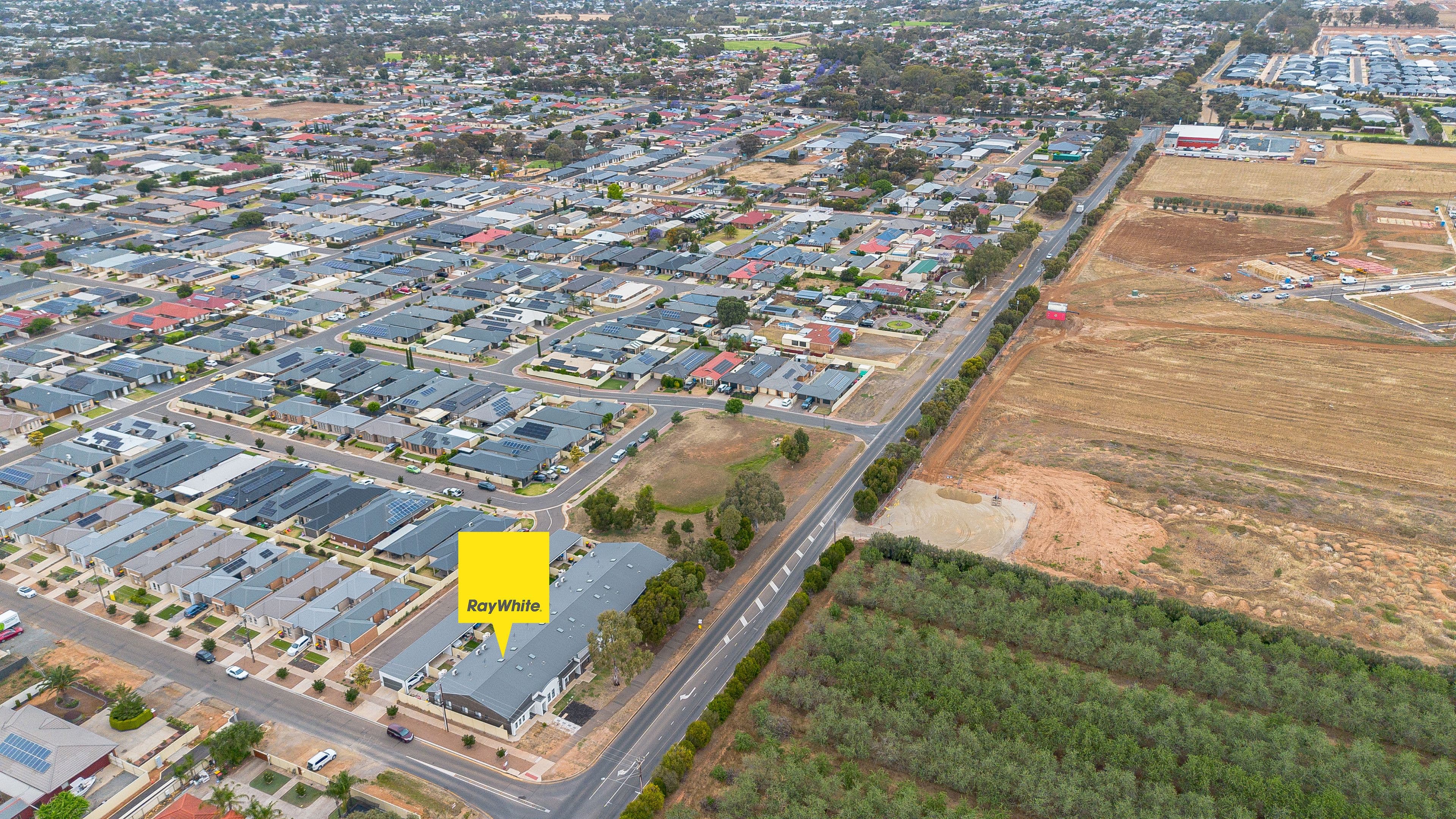 15 Jeffrey Road, Munno Para West SA 5115, Munno Para West - Thumbnail 2
