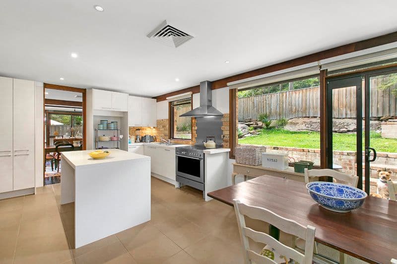 21 McRae Place, TURRAMURRA NSW 2074, North Turramurra - Thumbnail 2