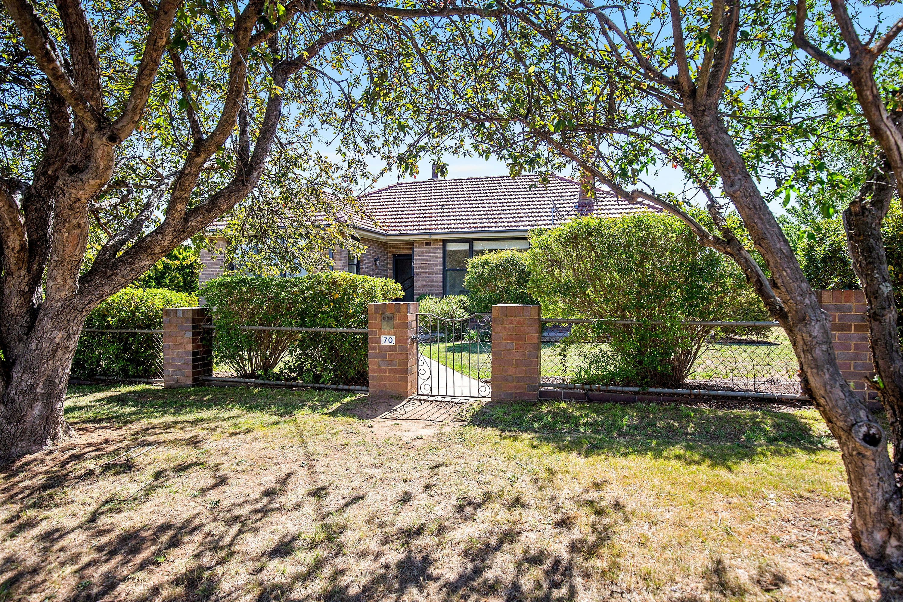 70 Ryrie Street, Braidwood - Thumbnail 2
