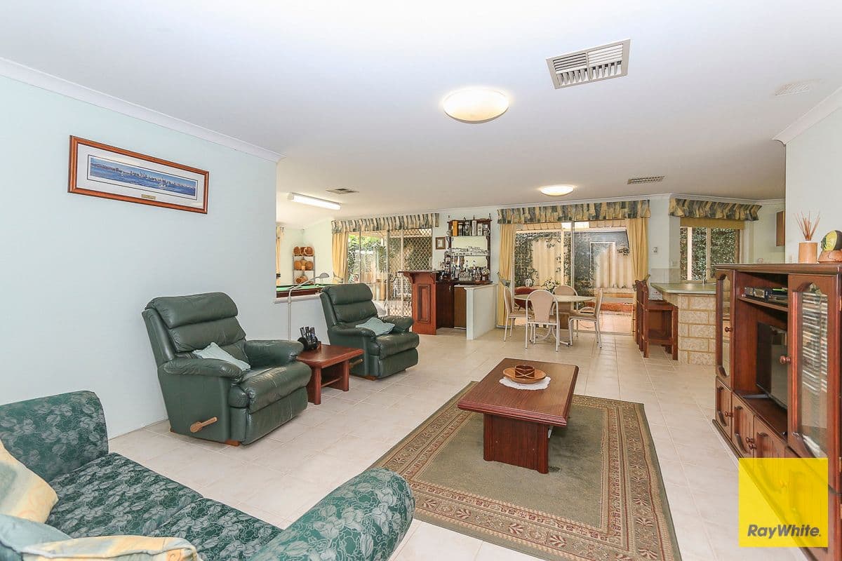 22 Hollins Bend, Madeley WA 6065, Madeley - Thumbnail 7