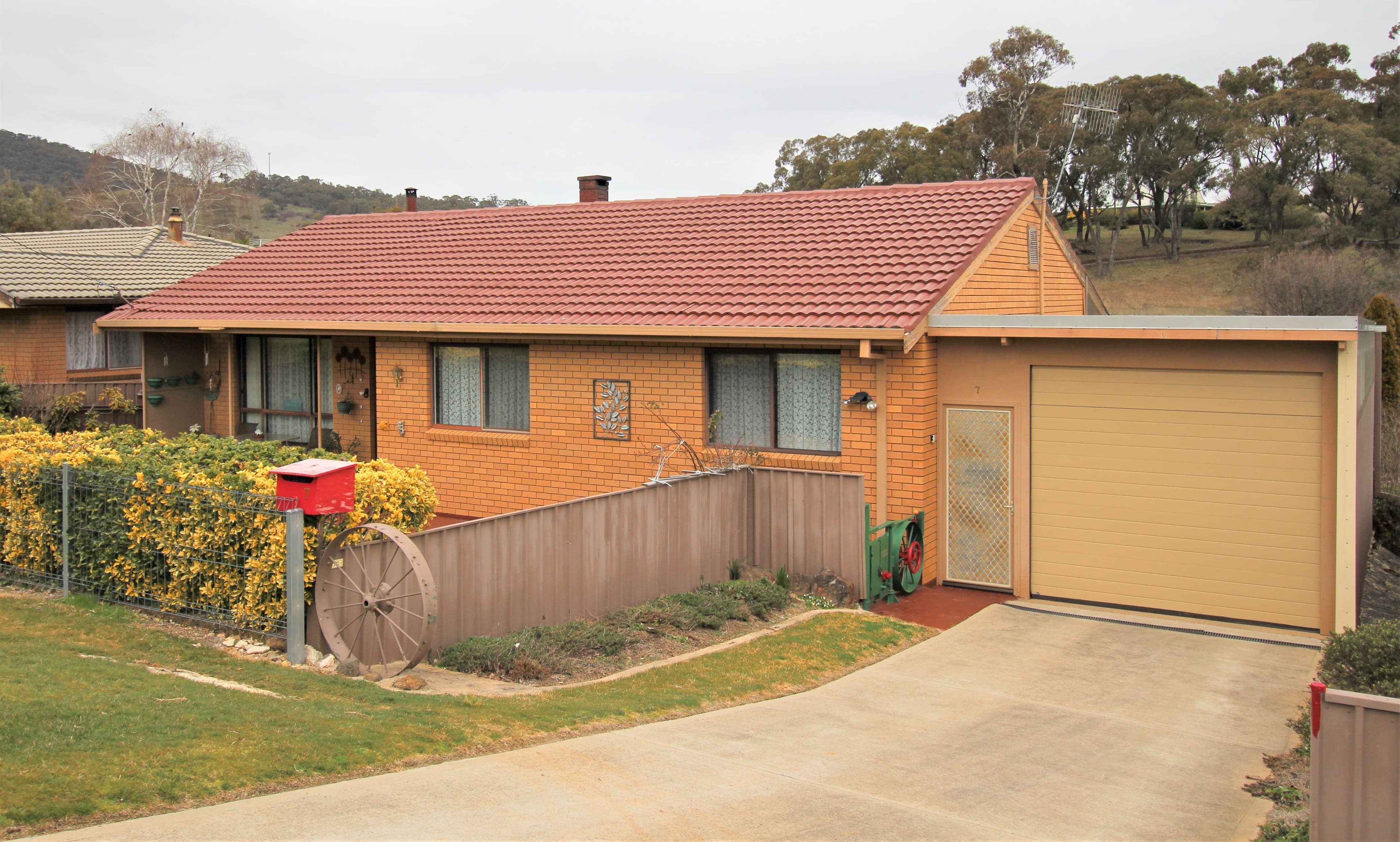 7 Lyne Street, Tumbarumba NSW 2653, Tumbarumba - Image 1