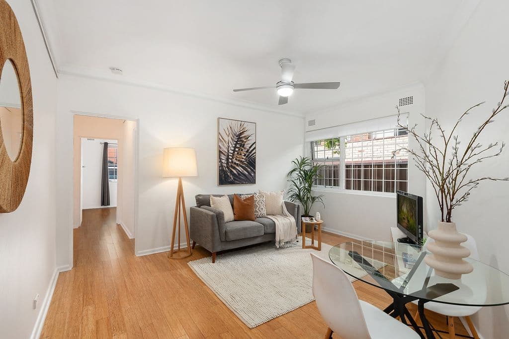 11/11 Myra Road, Dulwich Hill - Image 1