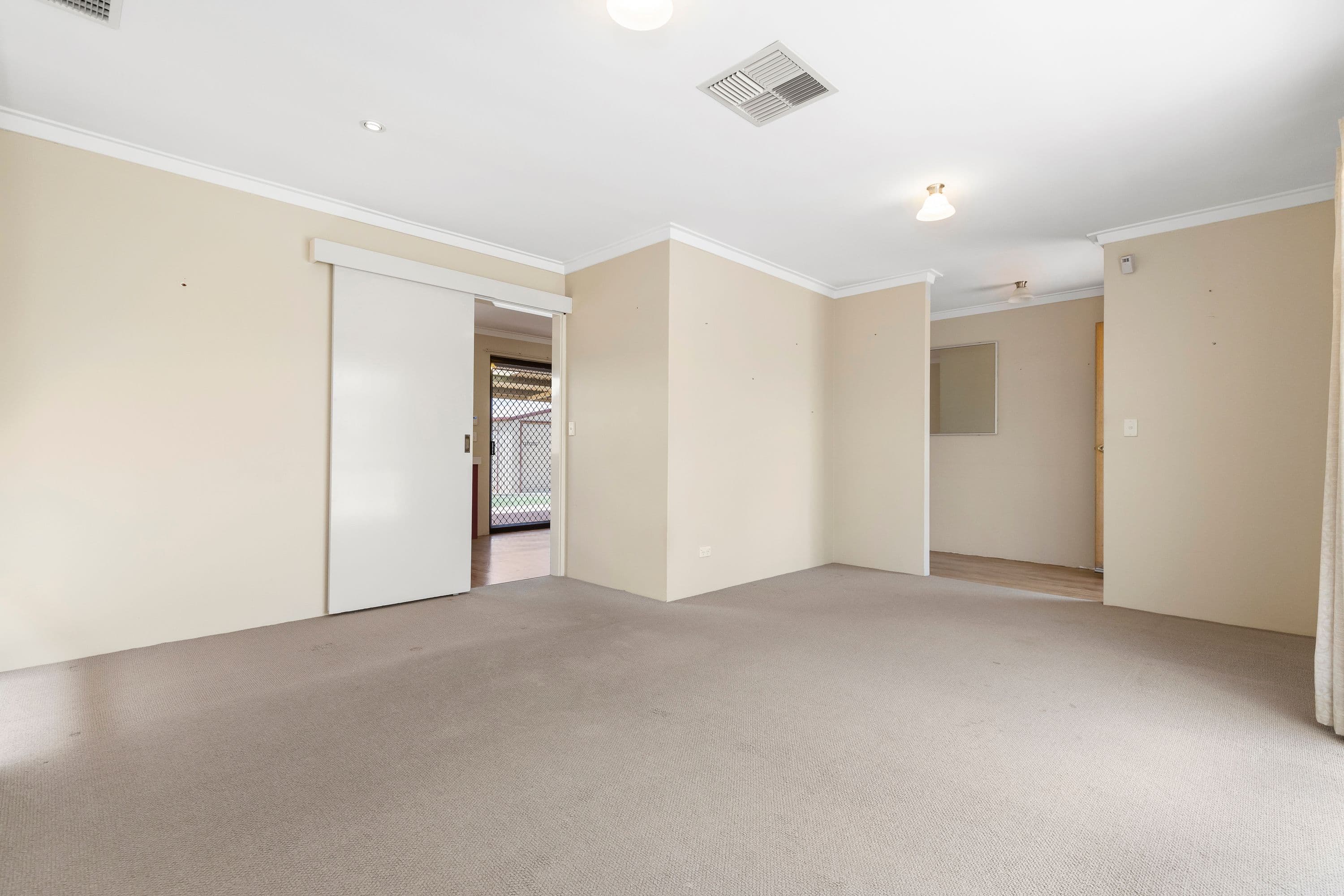 144 Glengarry Drive, Duncraig WA 6023, Duncraig - Thumbnail 7