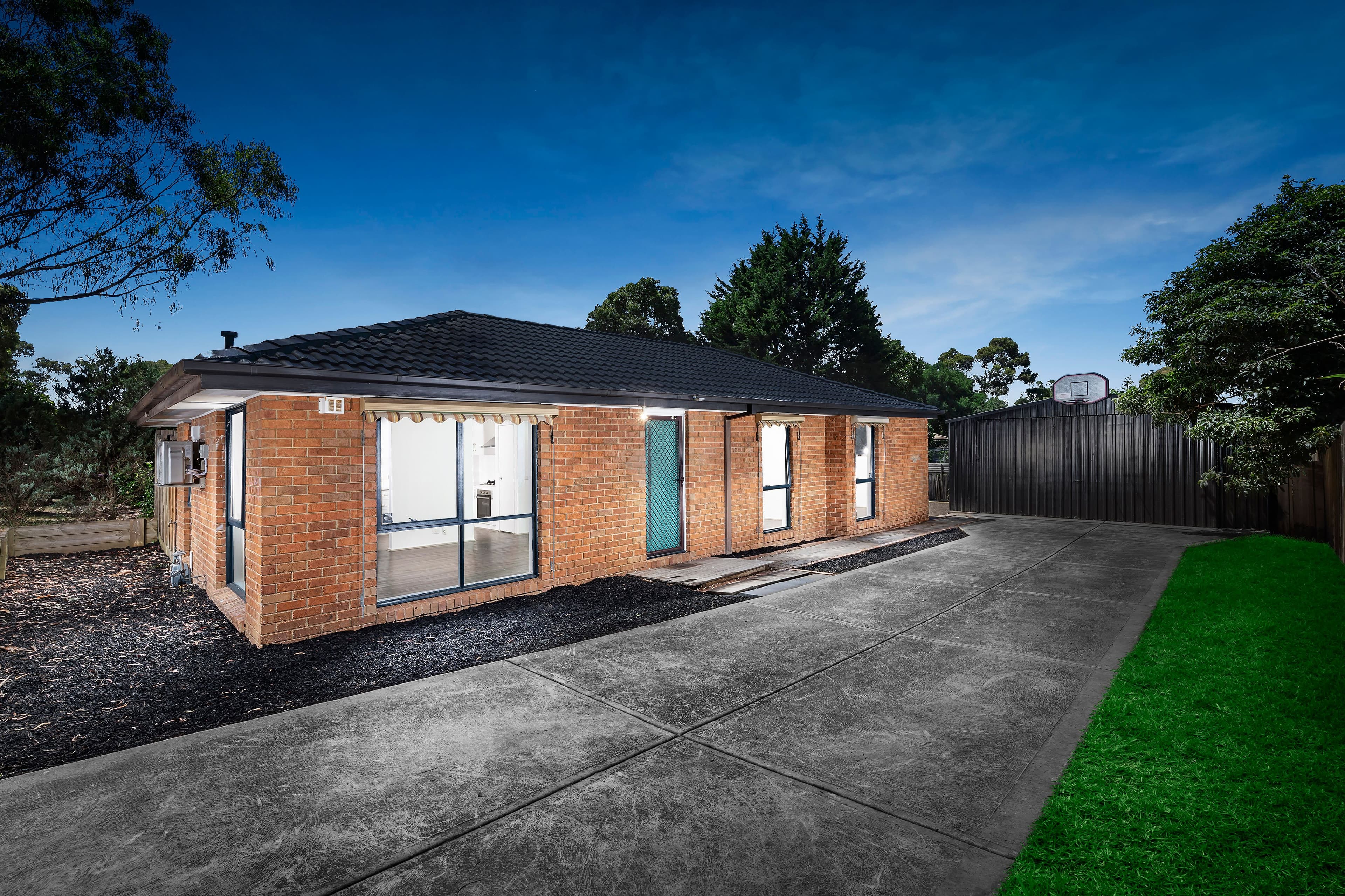 8 Shrubby Walk, Croydon South VIC 3136, Croydon South - Image 1
