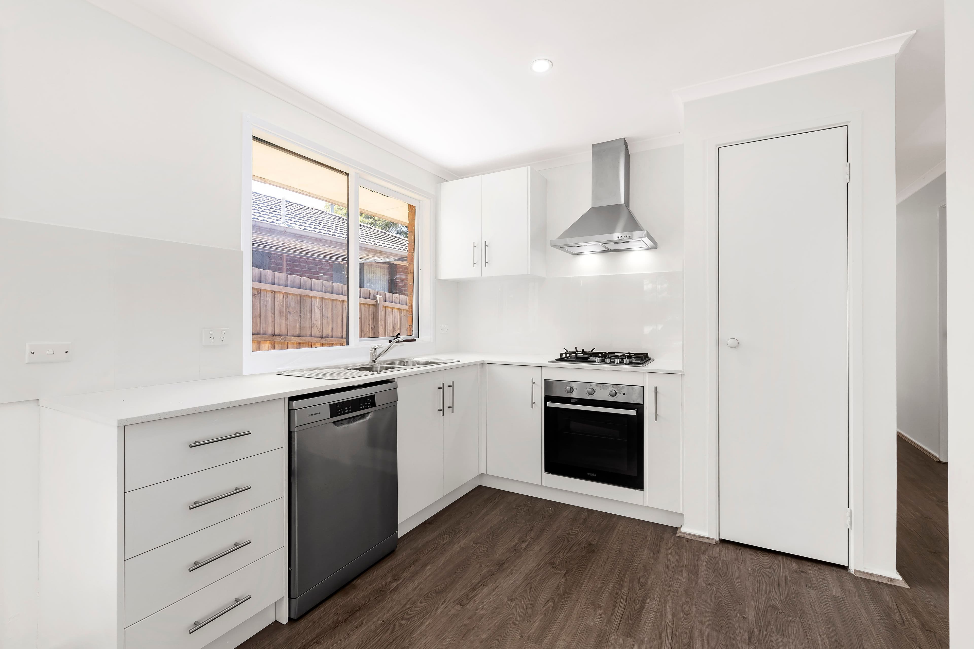 8 Shrubby Walk, Croydon South VIC 3136, Croydon South - Thumbnail 2