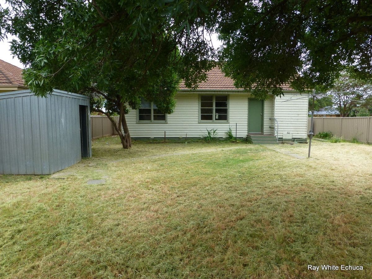 20A Hereford Road, Mount Evelyn
    
    
      
        867 m2, Mount Evelyn - Thumbnail 7