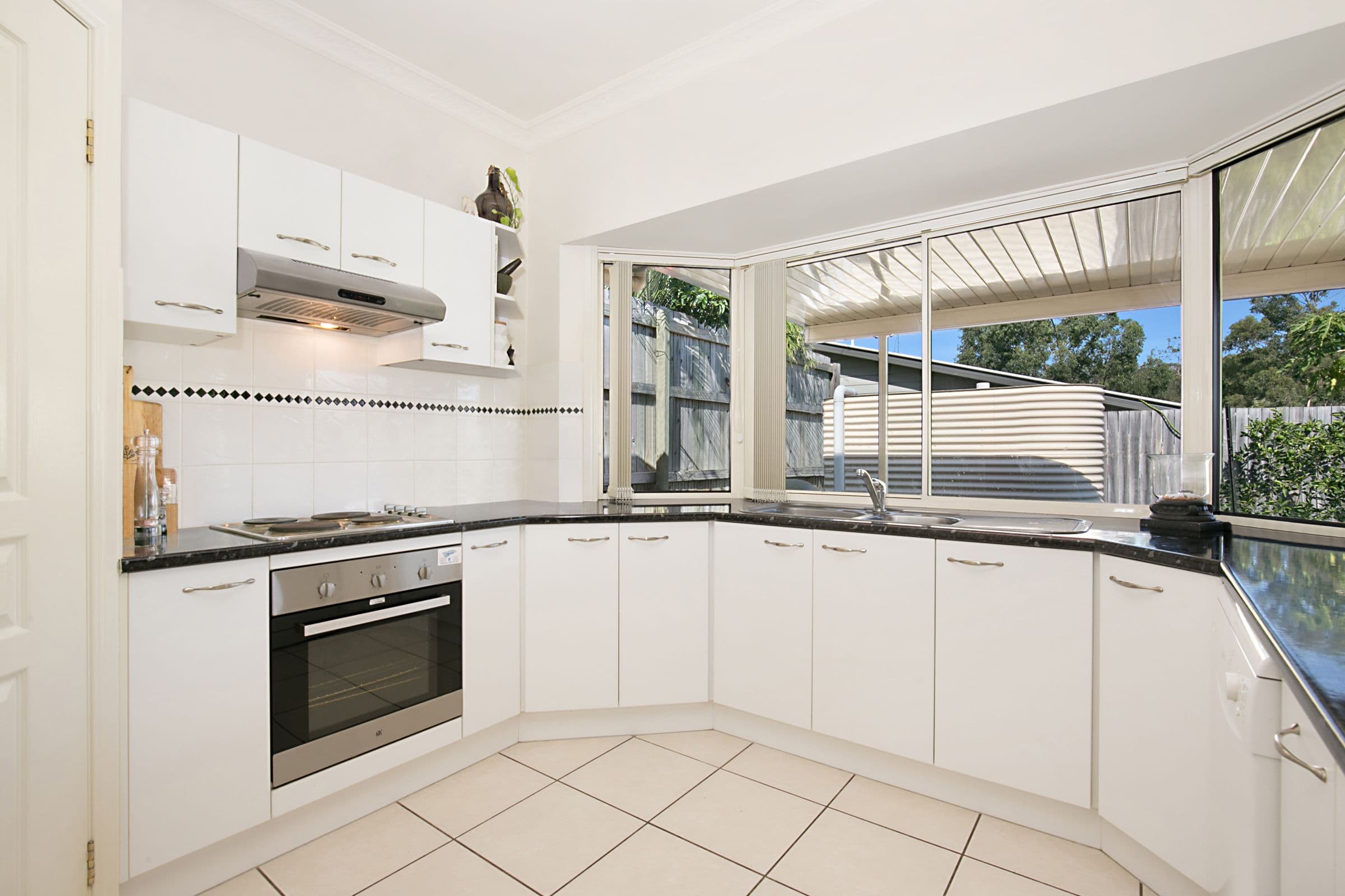 12 Gloucester Street, Waterford QLD 4133, Waterford - Thumbnail 2