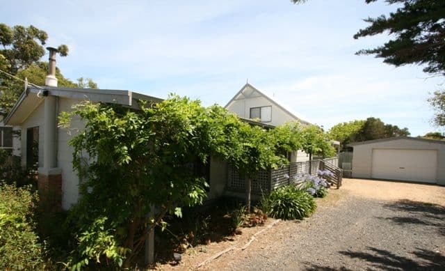 8 Bay Court, Cowes VIC 3922, Cowes - Thumbnail 2