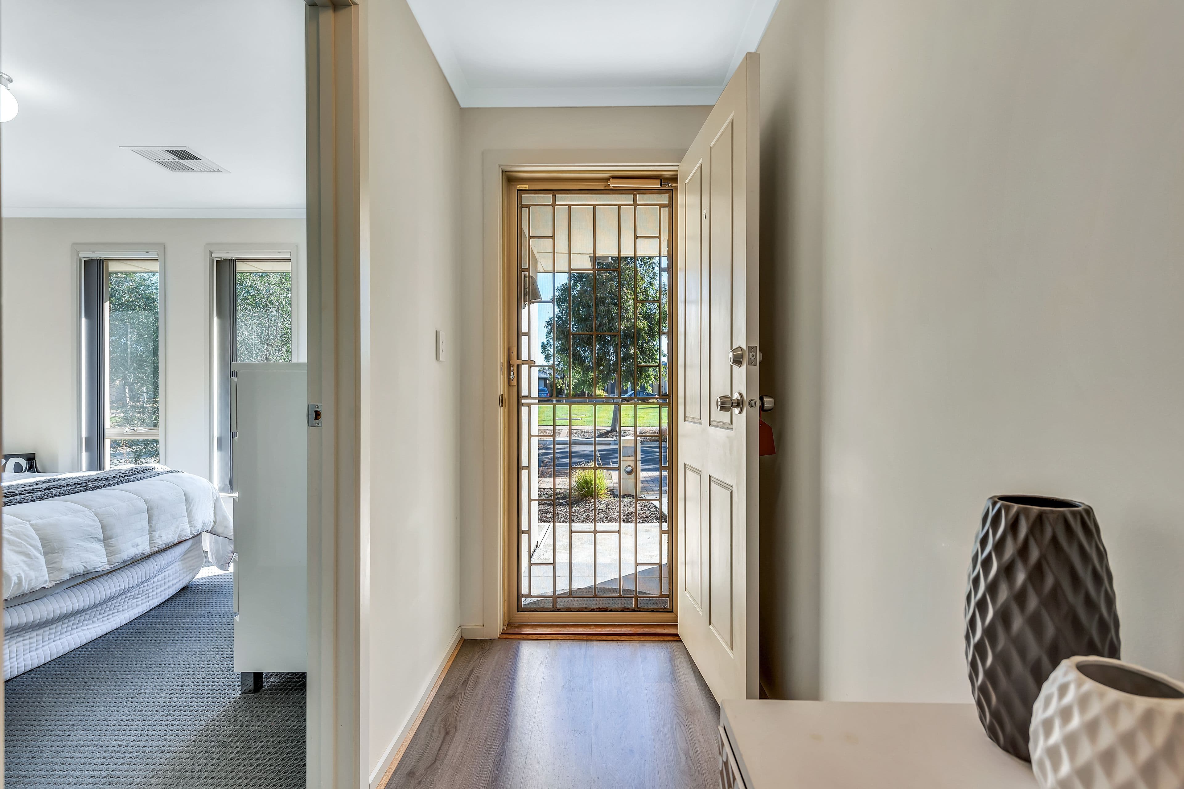 11 Simcoe Avenue, Seaford Meadows SA 5169, Seaford Meadows - Thumbnail 2