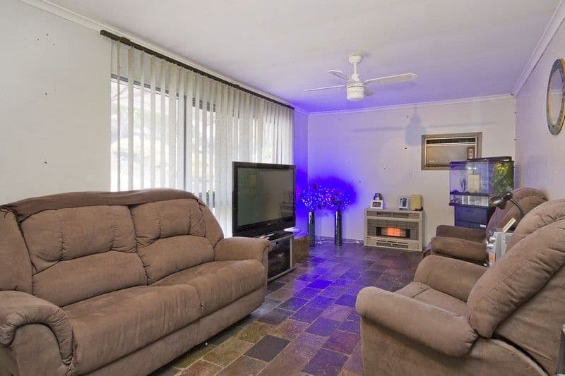 6 Wongabeena Drive, SURREY DOWNS SA 5126, Surrey Downs - Thumbnail 2