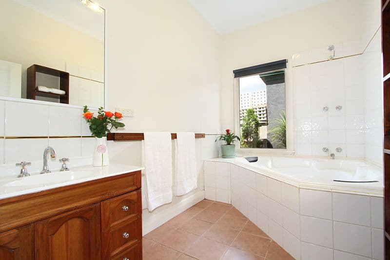 36 Taunton Avenue, OAKLEIGH SOUTH VIC 3167, Oakleigh South - Thumbnail 6