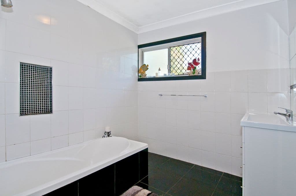 593 Browns Plains Road, Crestmead QLD 4132, Crestmead - Thumbnail 2