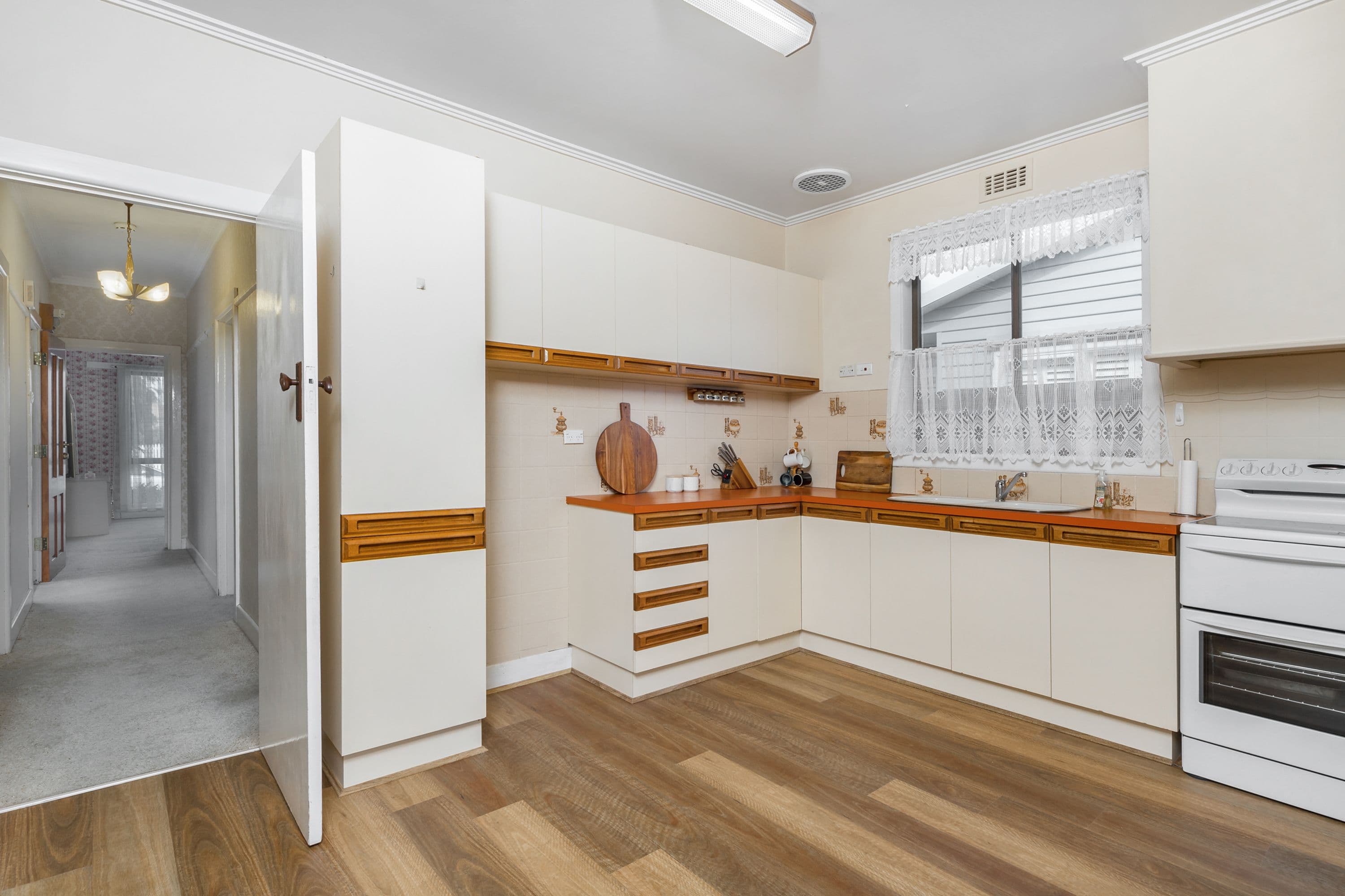 28 Gwelo Street, West Footscray VIC 3012, West Footscray - Thumbnail 3