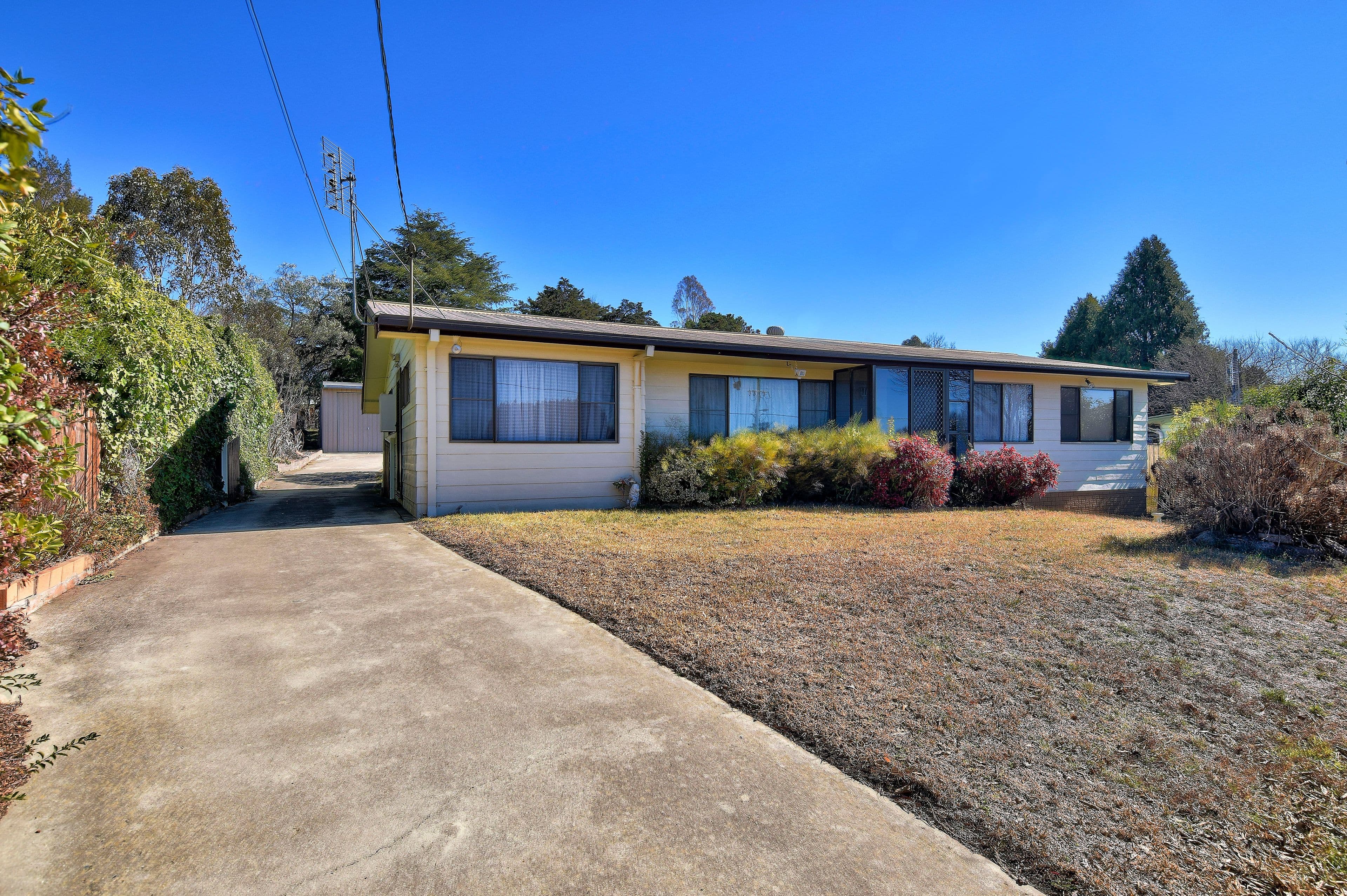 26 George Street, Tenterfield - Image 1