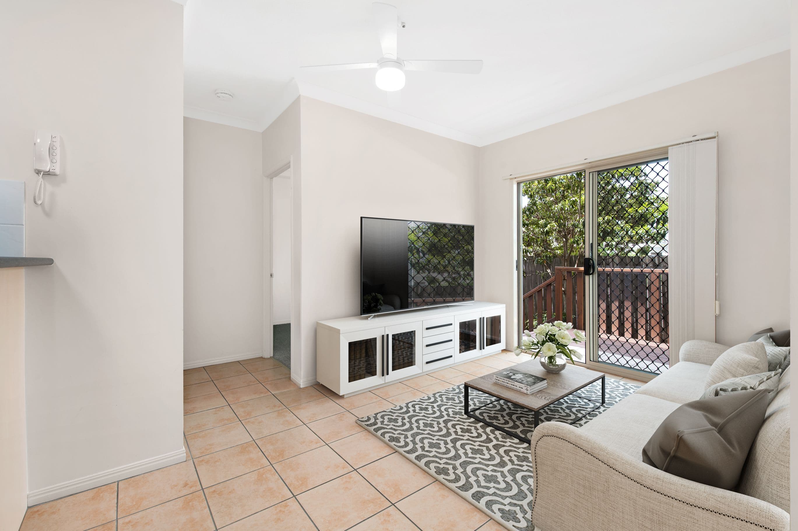 2-4 Irene Street, Redcliffe QLD 4020, Redcliffe - Thumbnail 3