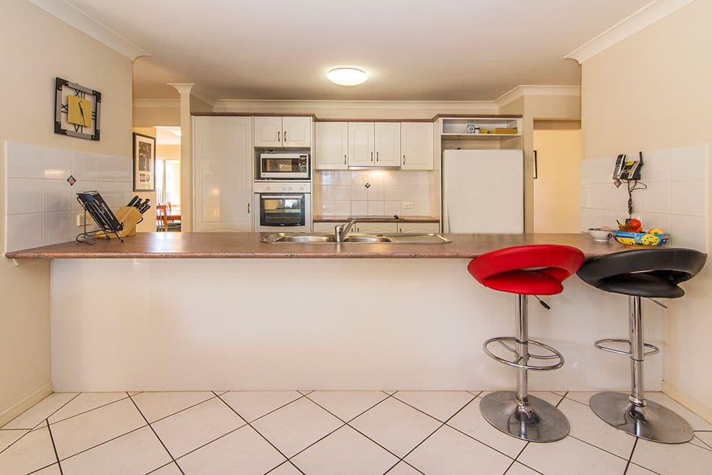 27 Highview Place, PARKWOOD QLD 4214, Parkwood - Thumbnail 5