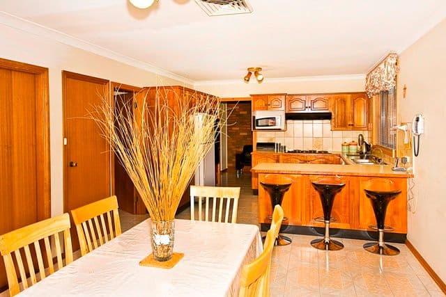 131 Bossley Road, BOSSLEY PARK NSW 2176, Bossley Park - Thumbnail 3