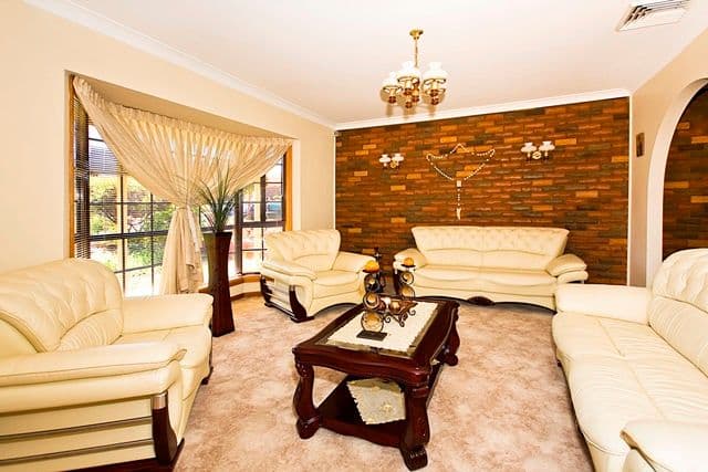131 Bossley Road, BOSSLEY PARK NSW 2176, Bossley Park - Thumbnail 4
