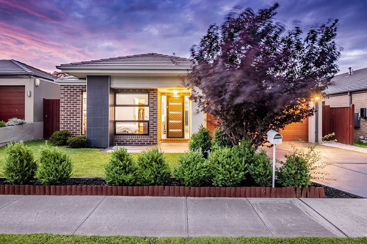 8 Mimica Avenue, Lyndhurst VIC 3975, Lyndhurst - Image 1