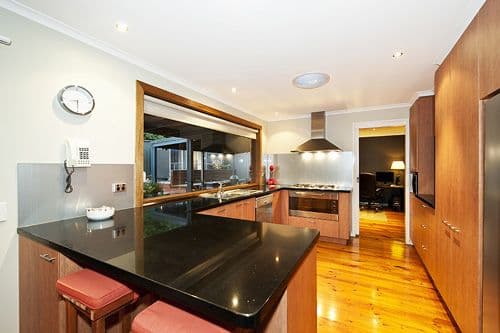 41 Hakea Street, WATSONIA NORTH VIC 3087, Watsonia North - Thumbnail 3