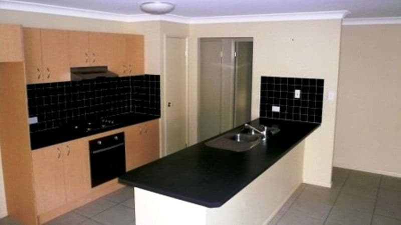 2 Honeywood Court, SPRINGFIELD QLD 4300, Springfield - Thumbnail 5