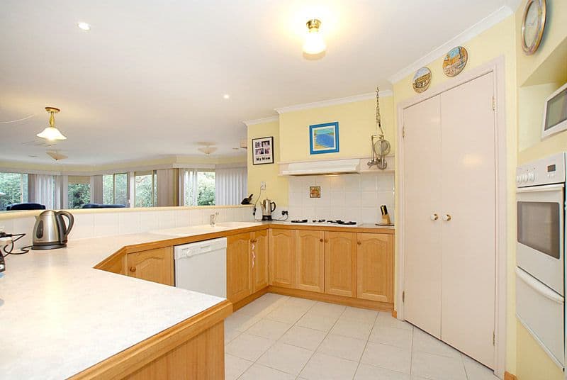28 Teofilo Drive, LYSTERFIELD VIC 3156, Lysterfield - Thumbnail 6