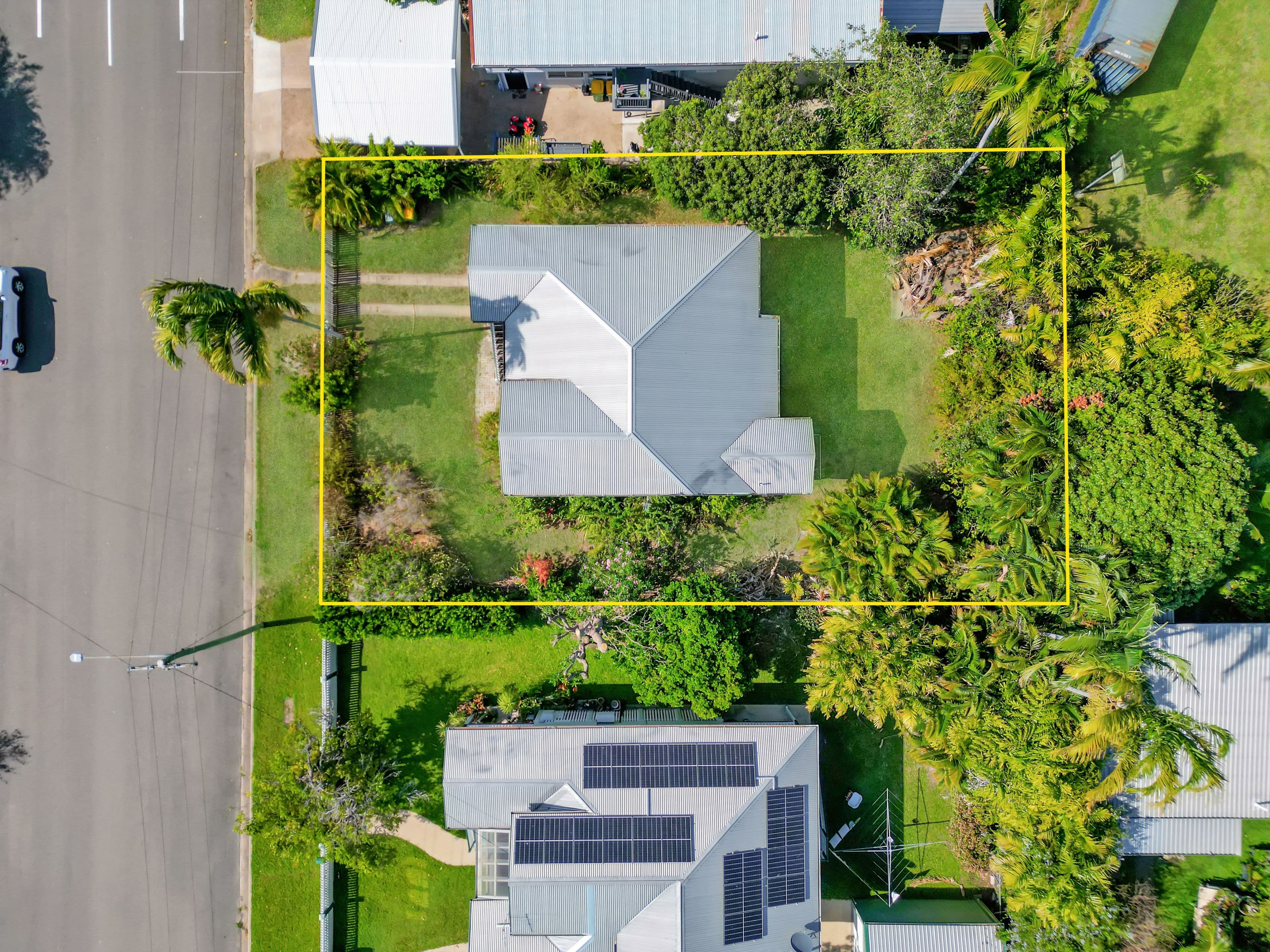 16 Campbell Street, Hermit Park QLD 4812, Hermit Park - Thumbnail 5