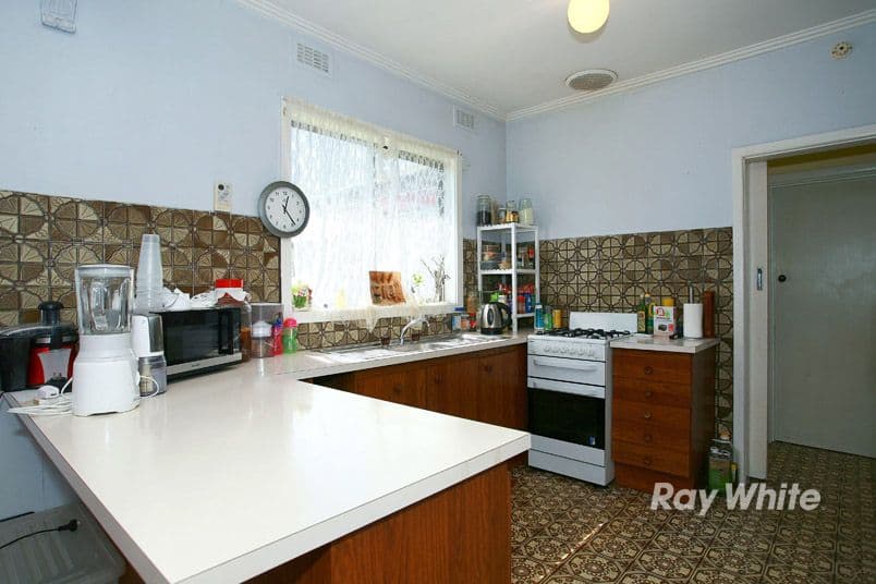 25 Kelvinside Road, NOBLE PARK VIC 3174, Noble Park - Thumbnail 3