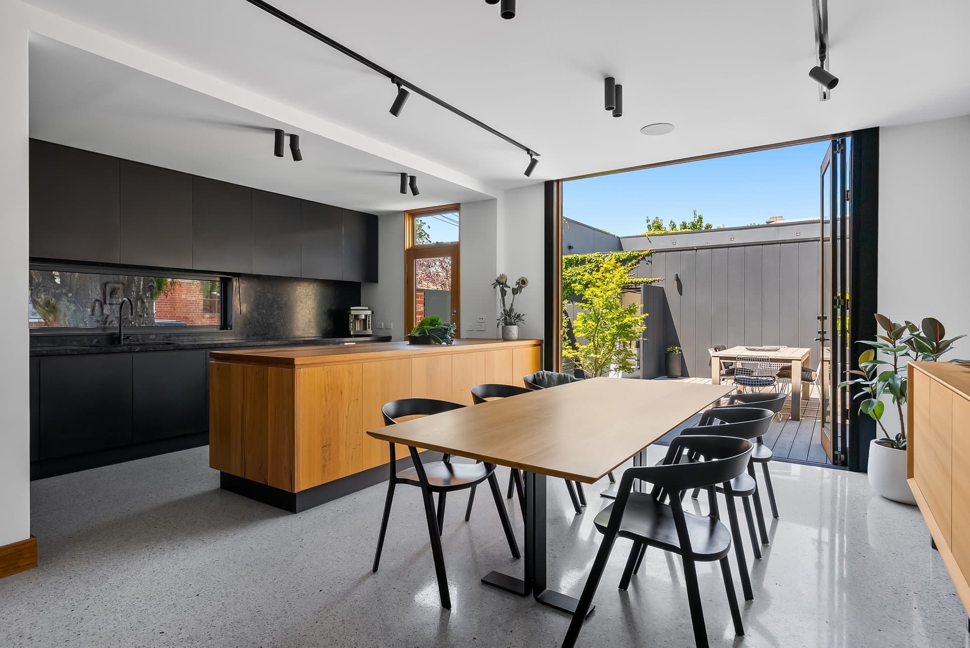 38 Scotchmer Street, Fitzroy North - Thumbnail 2