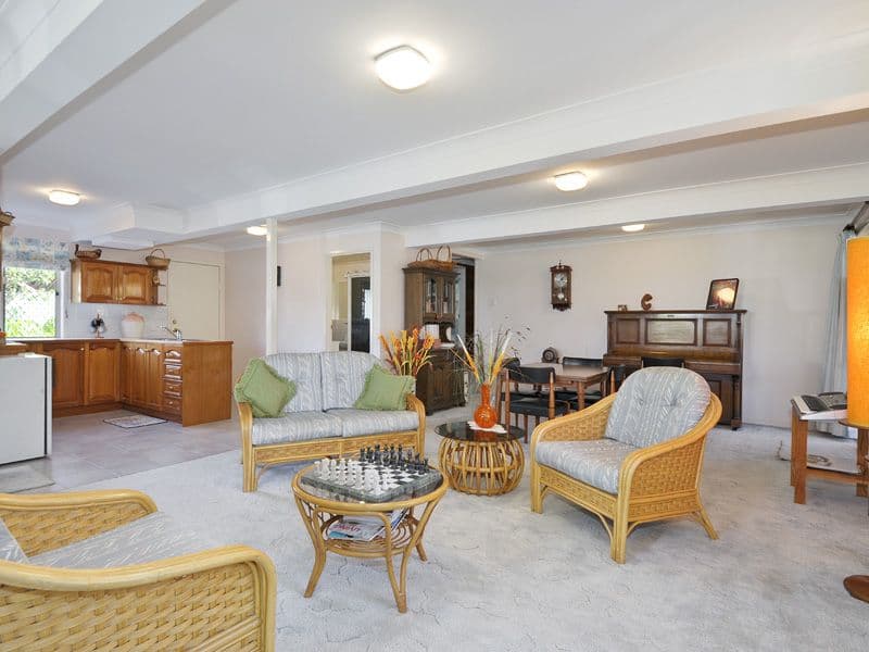 196 Thynne Road, MORNINGSIDE QLD 4170, Morningside - Thumbnail 2