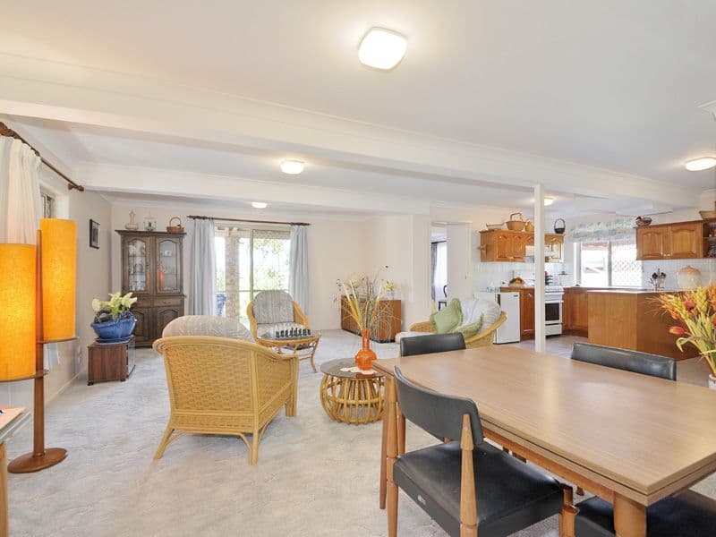 196 Thynne Road, MORNINGSIDE QLD 4170, Morningside - Thumbnail 3