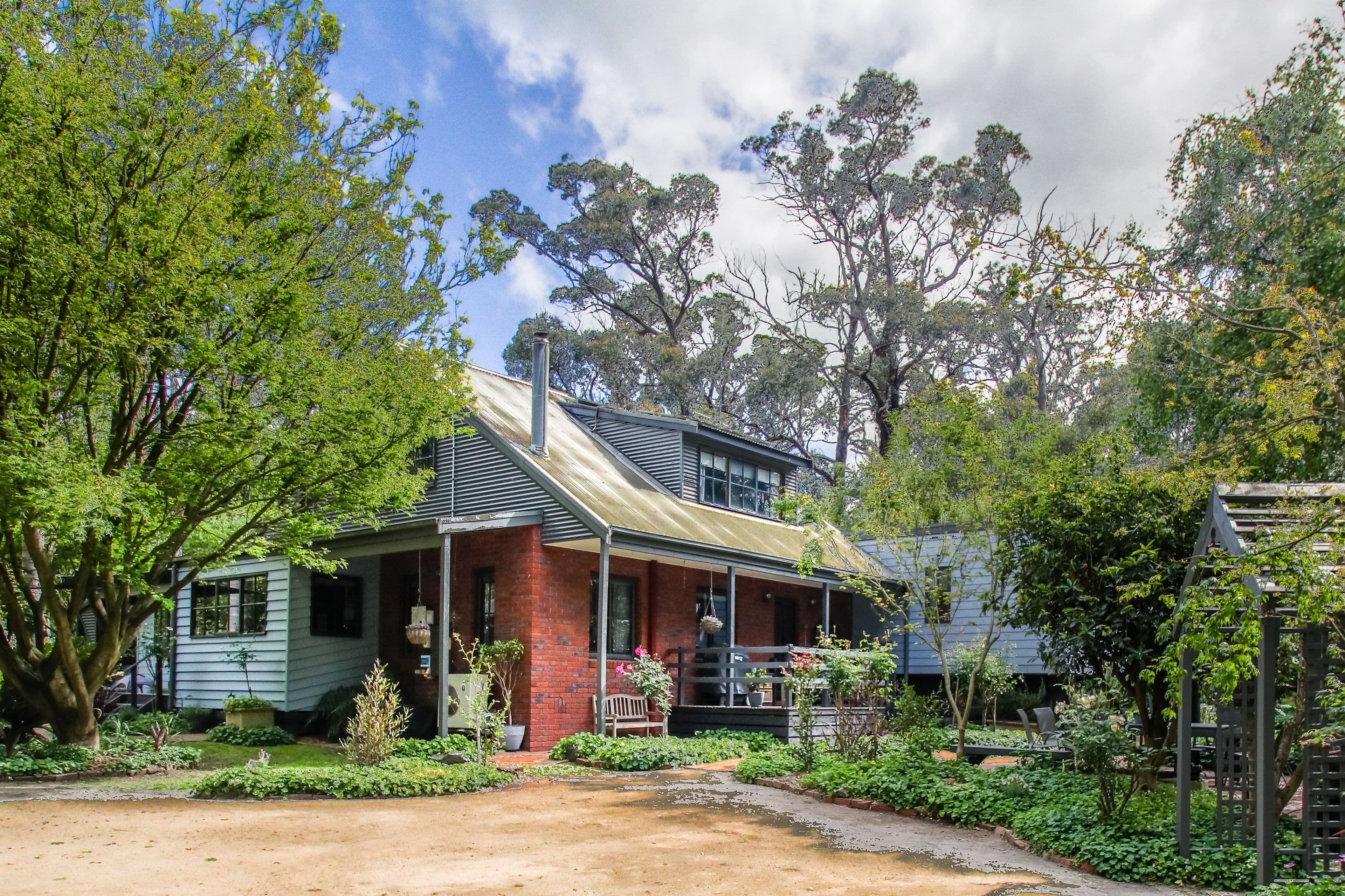 235 Racecourse Road, Leongatha VIC 3953, Leongatha - Image 1