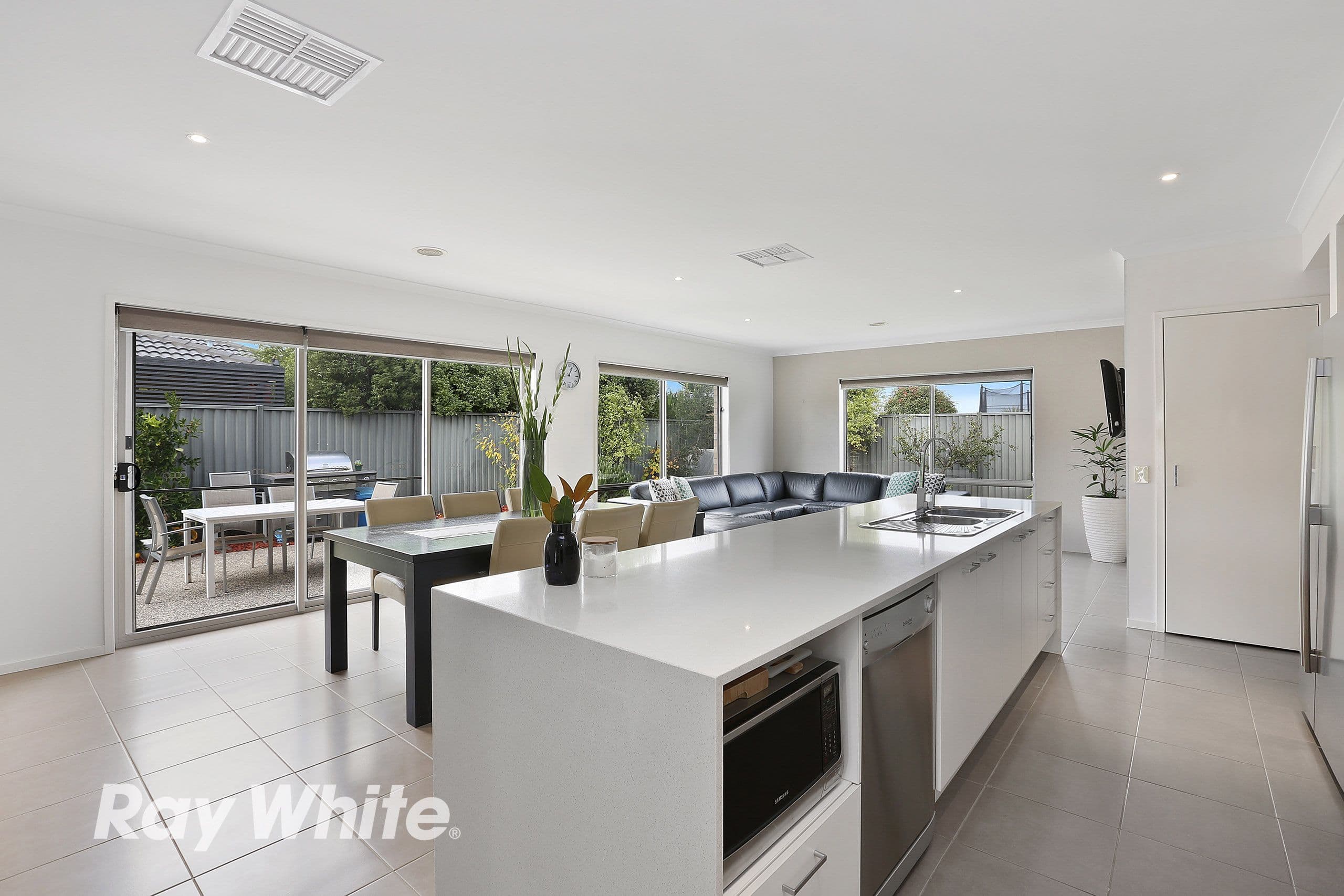 49 Grand Lakes Way, Lara VIC 3212, Lara - Thumbnail 4