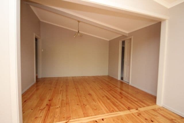 28 Guilford Street, CLARE SA 5453, Clare - Thumbnail 6