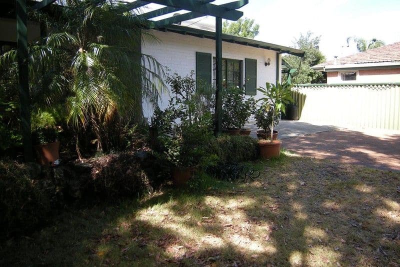 13 Brookton Highway, MOUNT NASURA WA 6112, Mount Nasura - Thumbnail 2