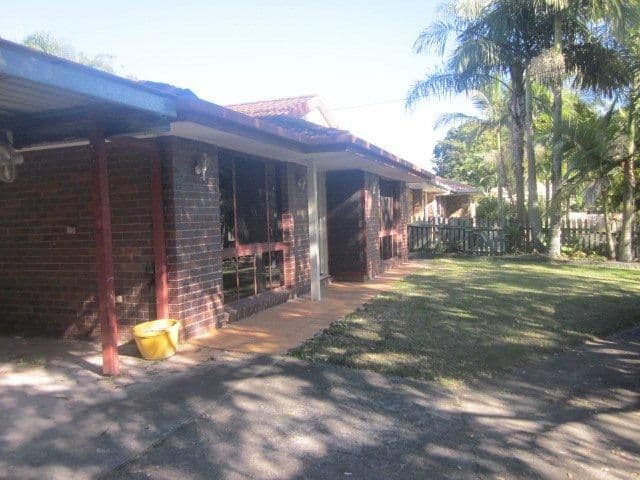 18 Forest Glen Court, CAMIRA QLD 4300, Camira - Thumbnail 2