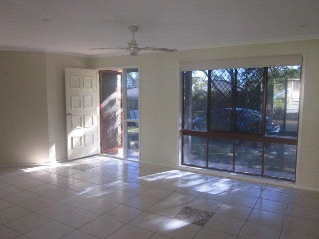 18 Forest Glen Court, CAMIRA QLD 4300, Camira - Thumbnail 5
