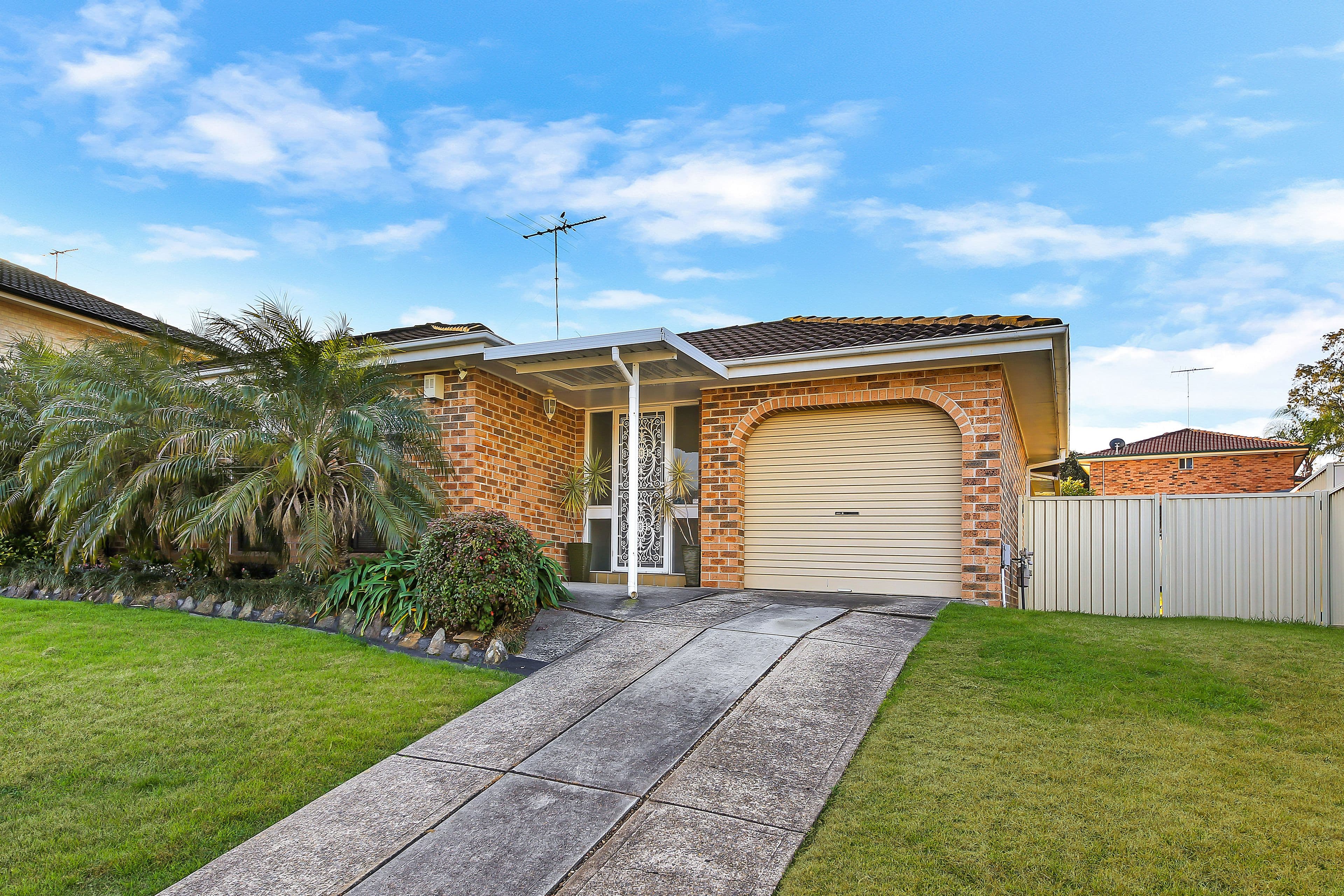 107 Douglas Road, Doonside - Image 1