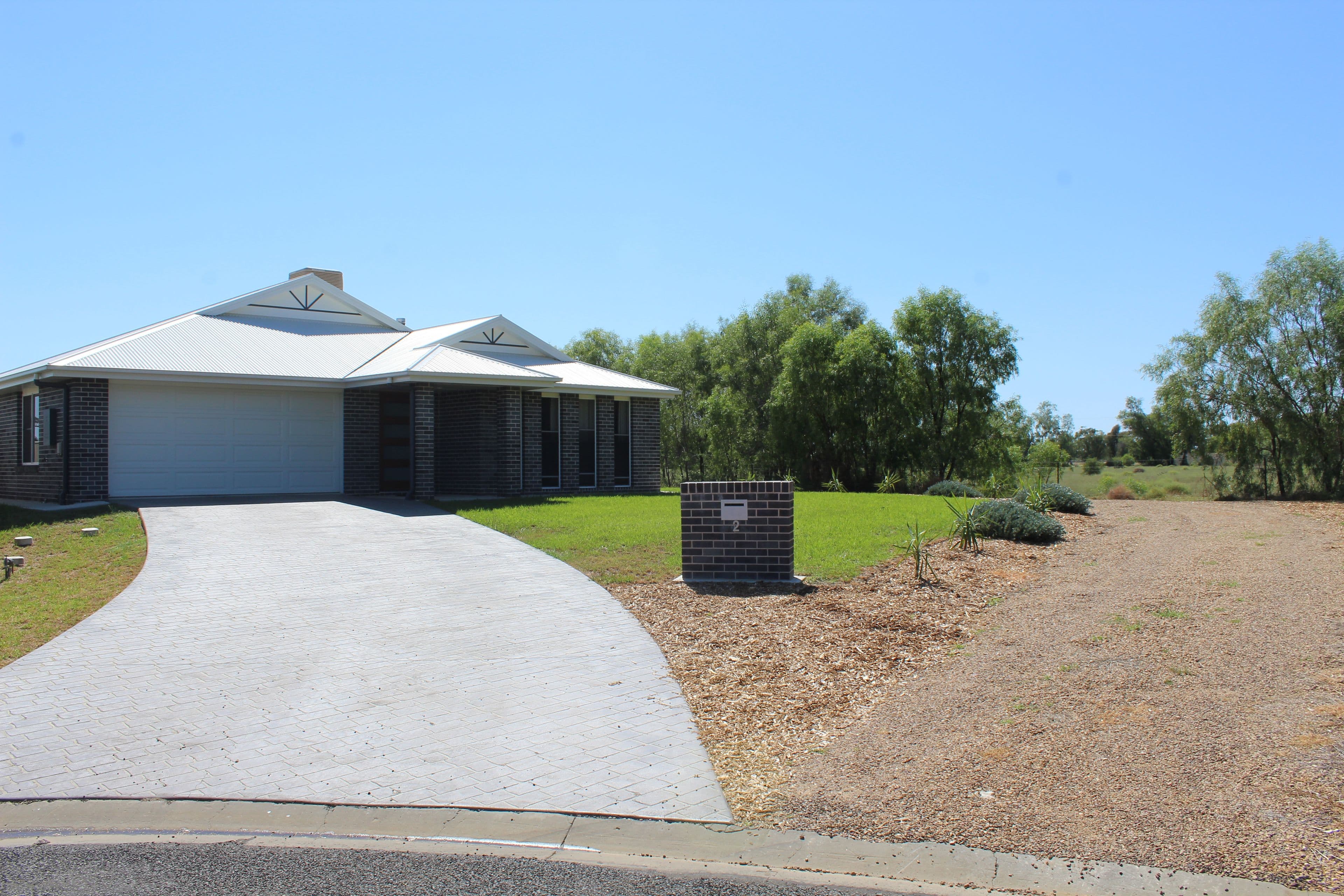 2 Raymond Terrace, Goondiwindi QLD 4390, Goondiwindi - Image 1