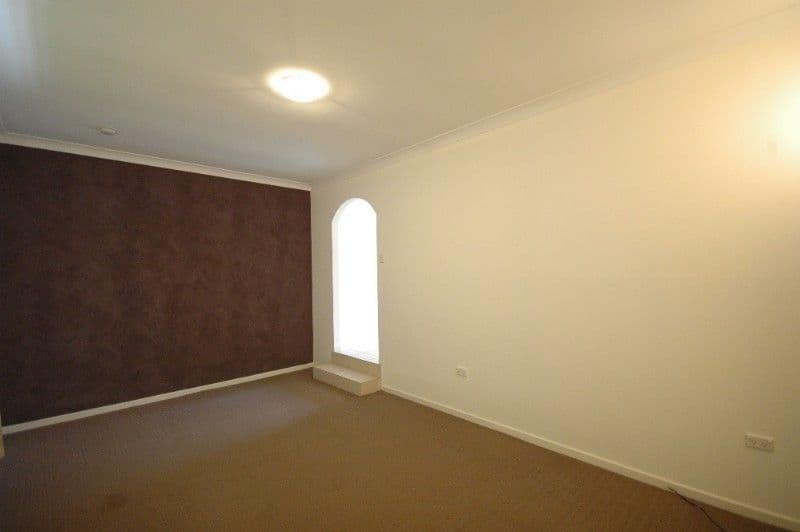 7 Wellcamp Street, NEWTOWN QLD 4350, Newtown - Thumbnail 2