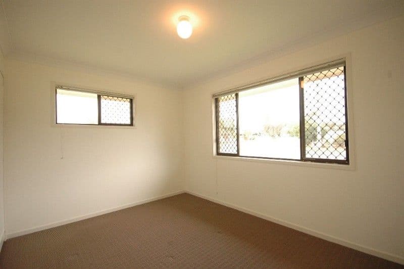 7 Wellcamp Street, NEWTOWN QLD 4350, Newtown - Thumbnail 7