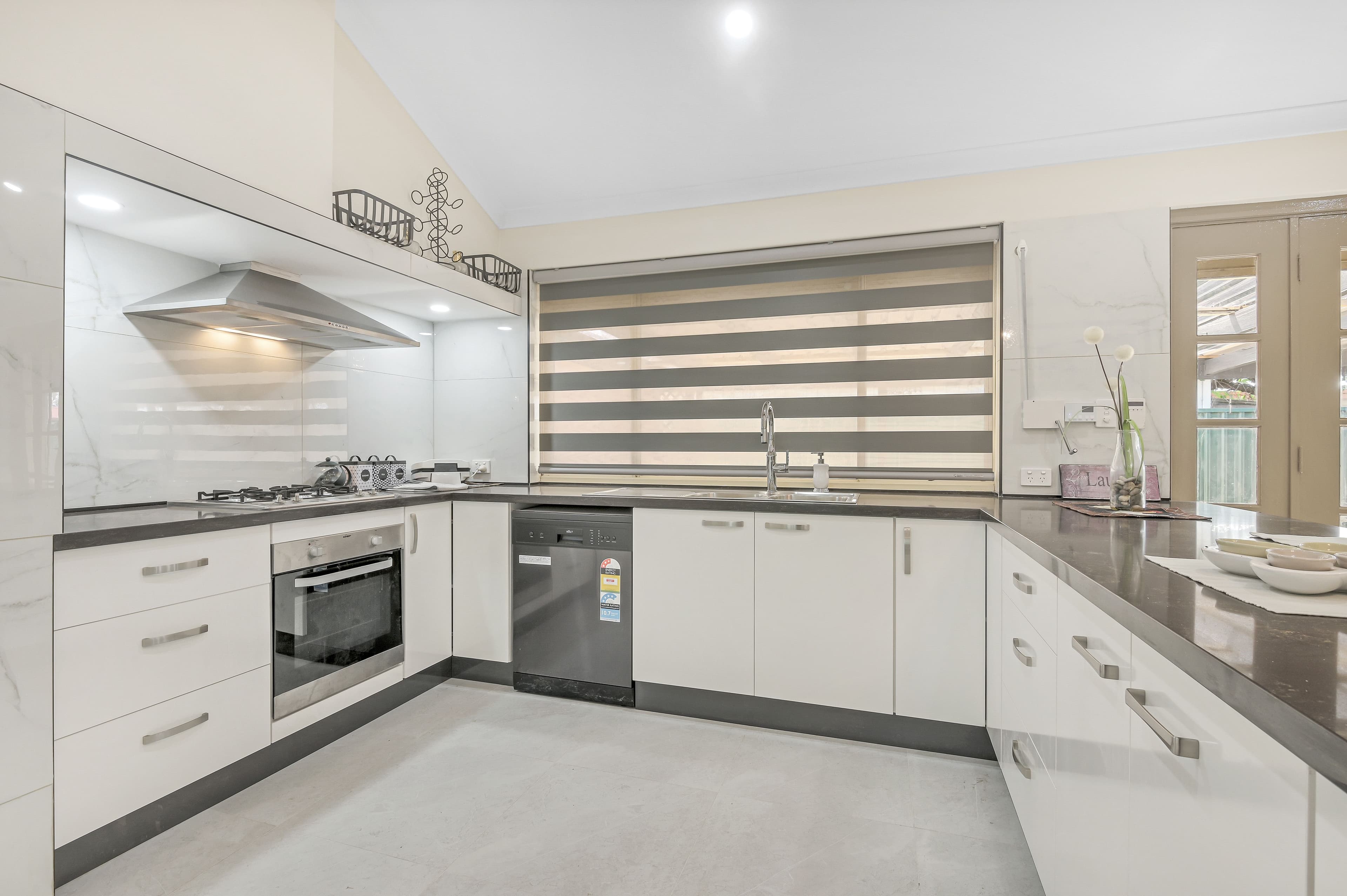 7 Reveley Close, Seville Grove WA 6112, Seville Grove - Image 1