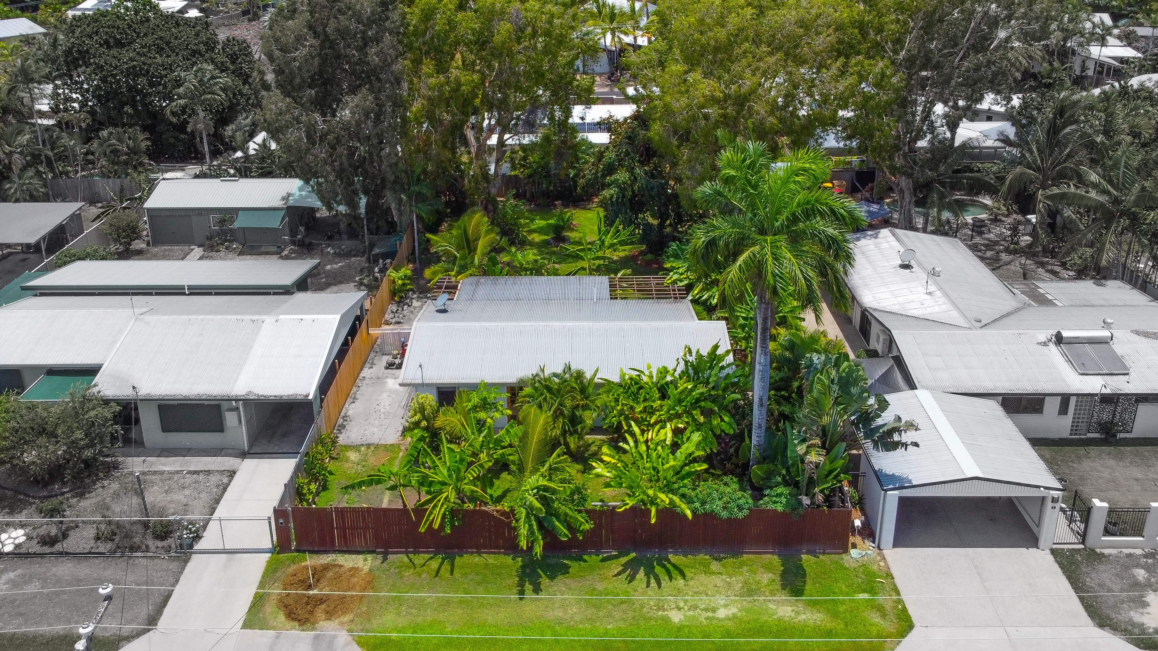50 Periwinkle Avenue, Trinity Beach QLD 4879, Trinity Beach - Thumbnail 2