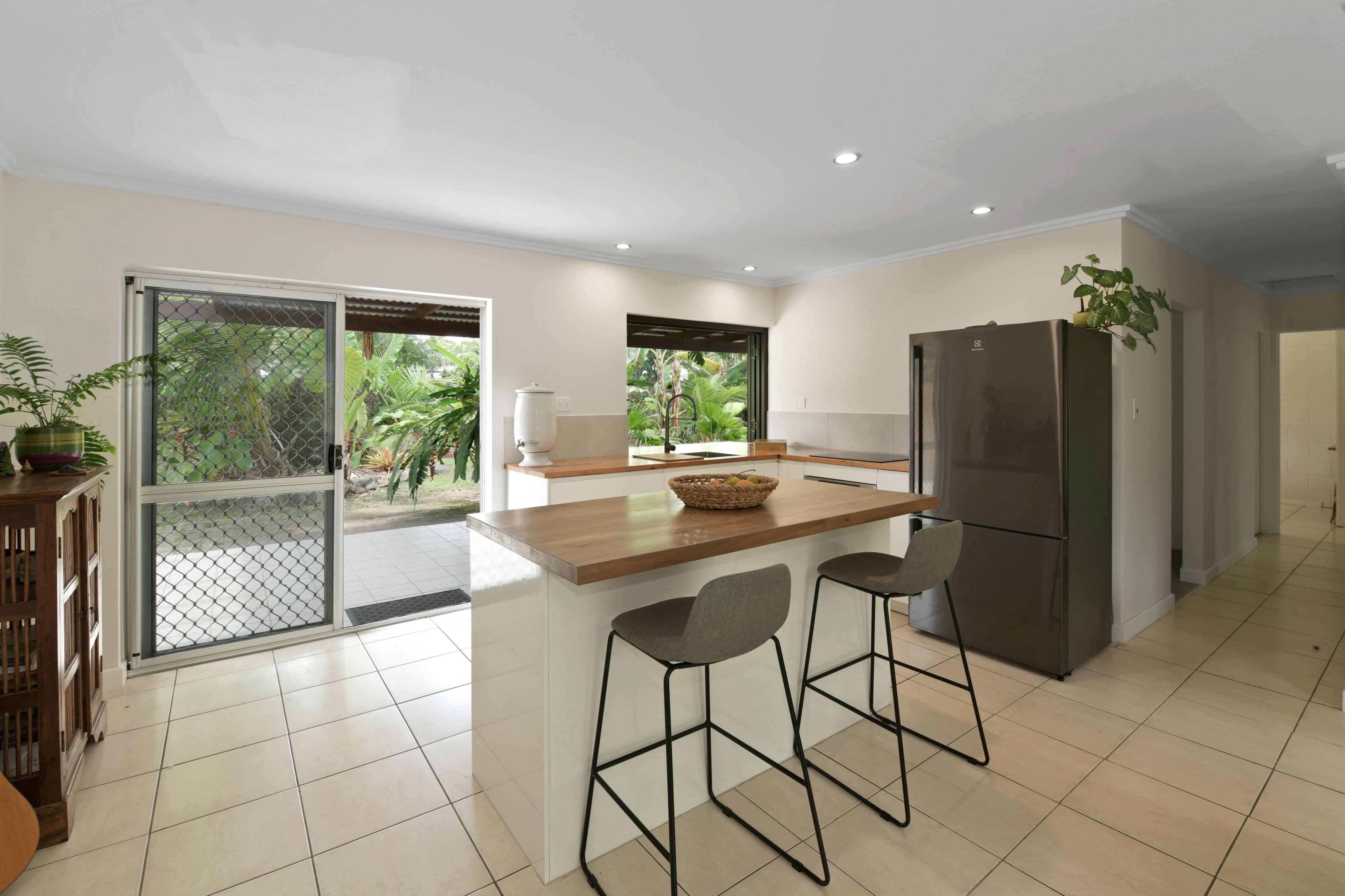 50 Periwinkle Avenue, Trinity Beach QLD 4879, Trinity Beach - Thumbnail 6